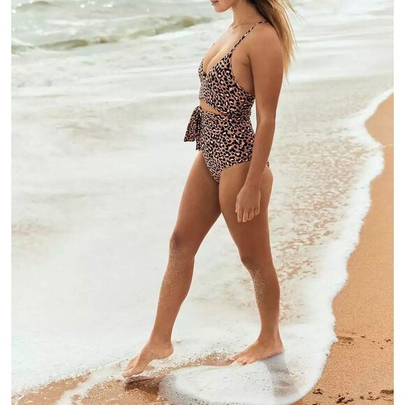 Aerie Leopard Wrap One Piece Swimsuit size L - Picture 3 of 8